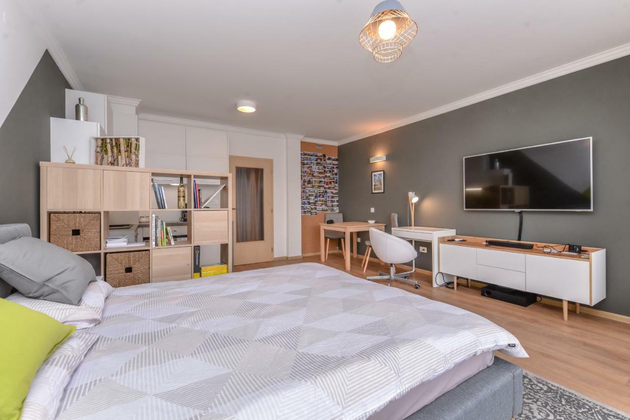 The Spot - Fully Equipped, Central, Modern Studio By Flat Mаnager Sófia Exterior foto